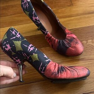 Dries Van Noten Pink and Black Artistic Heels